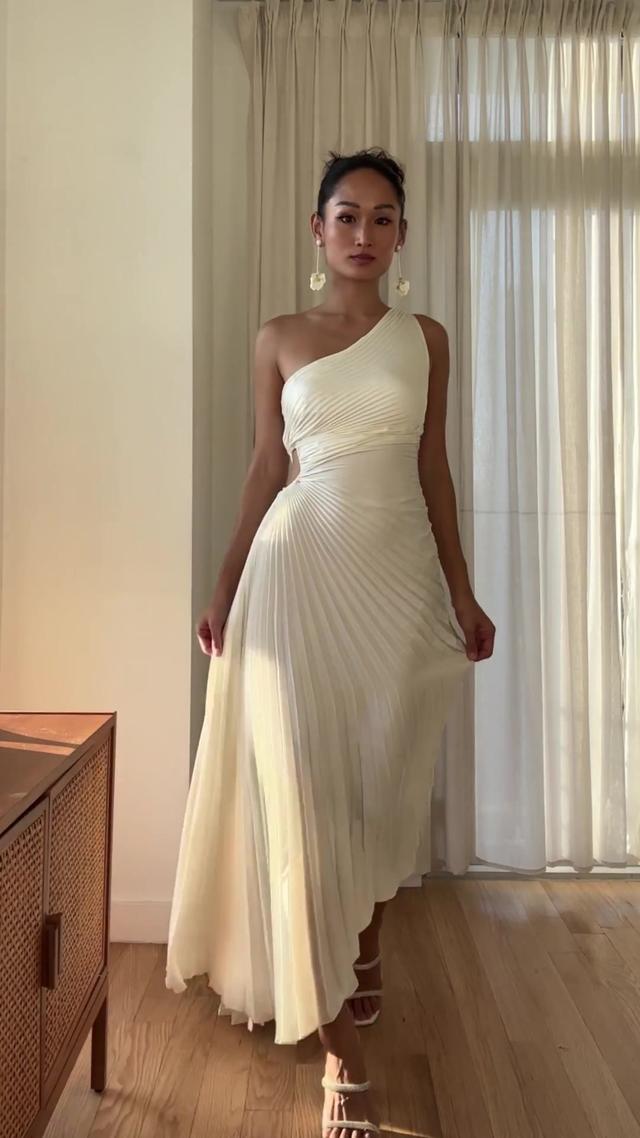 One Shoulder Pleated Maxi Dress Off White XXL 724GoShop